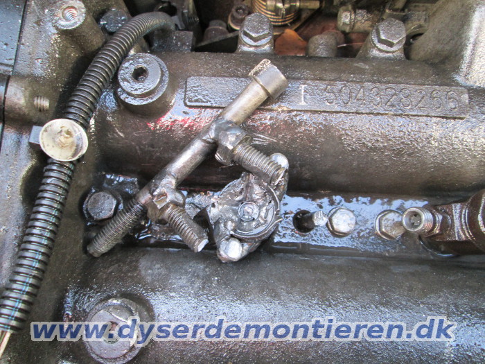 Udstrækning af en svejst indsprøjtningsdyse
                  fra Citroen Boxer 2007-2010 med 3.0 HDi Euro 4 motor